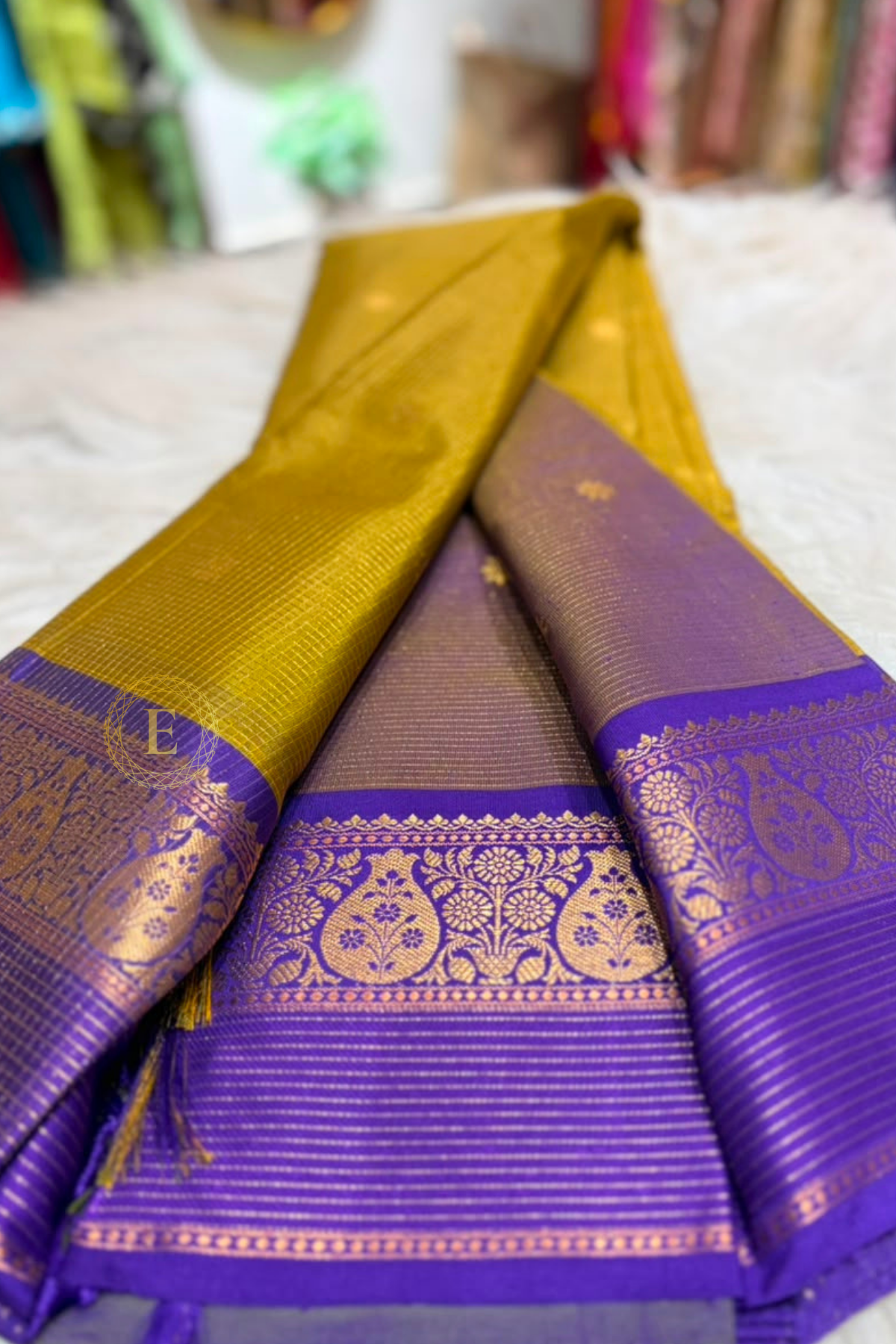 Semi Kanchipattu Vintage Checks Saree with Contrast Zari Border - Image 2
